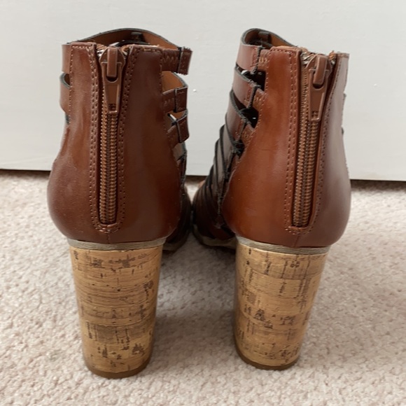 Indigo Rd. Boots! - Picture 3 of 5